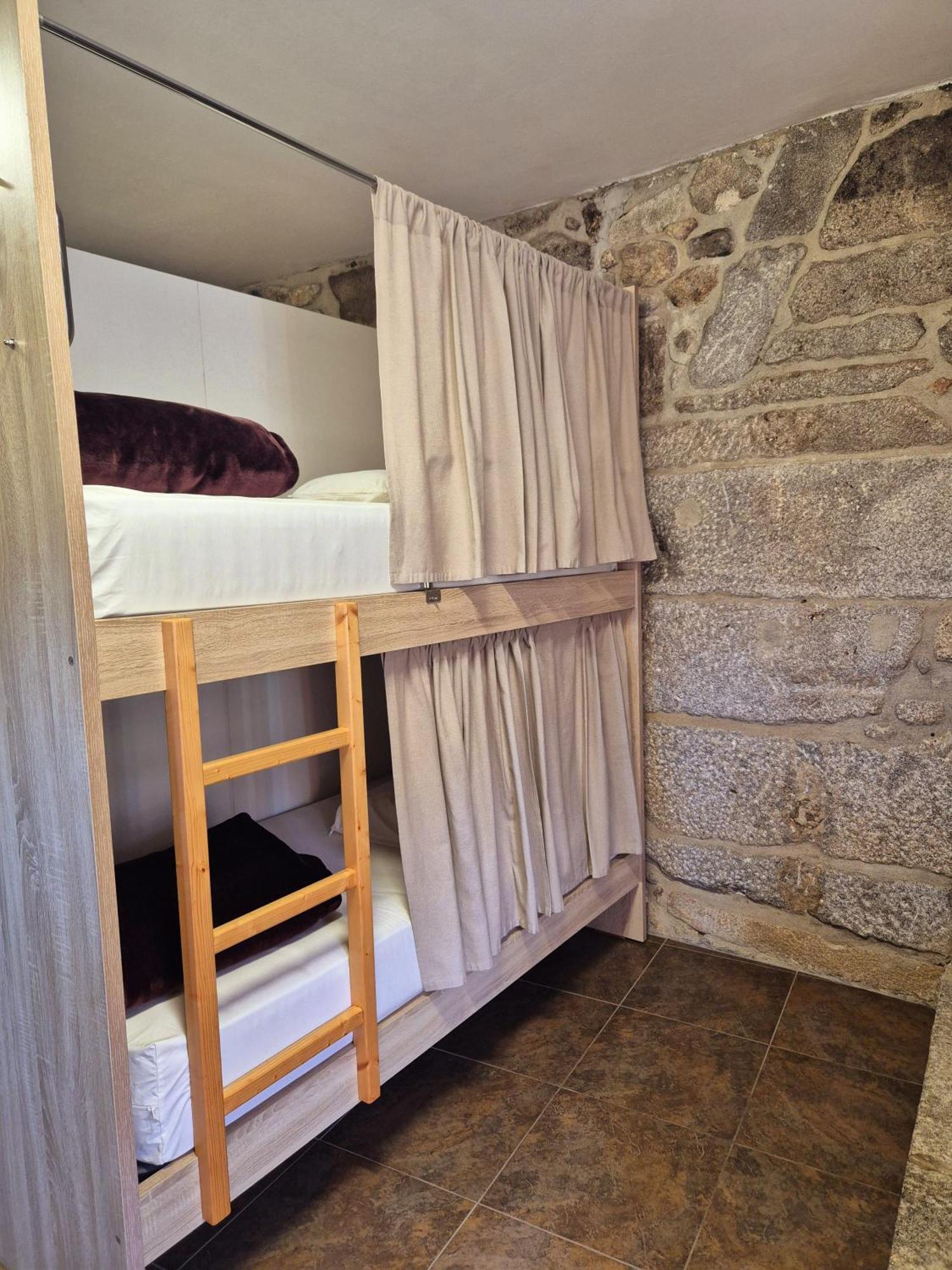 Albergue Rectoral San Mamede Da Pena Exclusive For Pilgrims نيغريرا المظهر الخارجي الصورة
