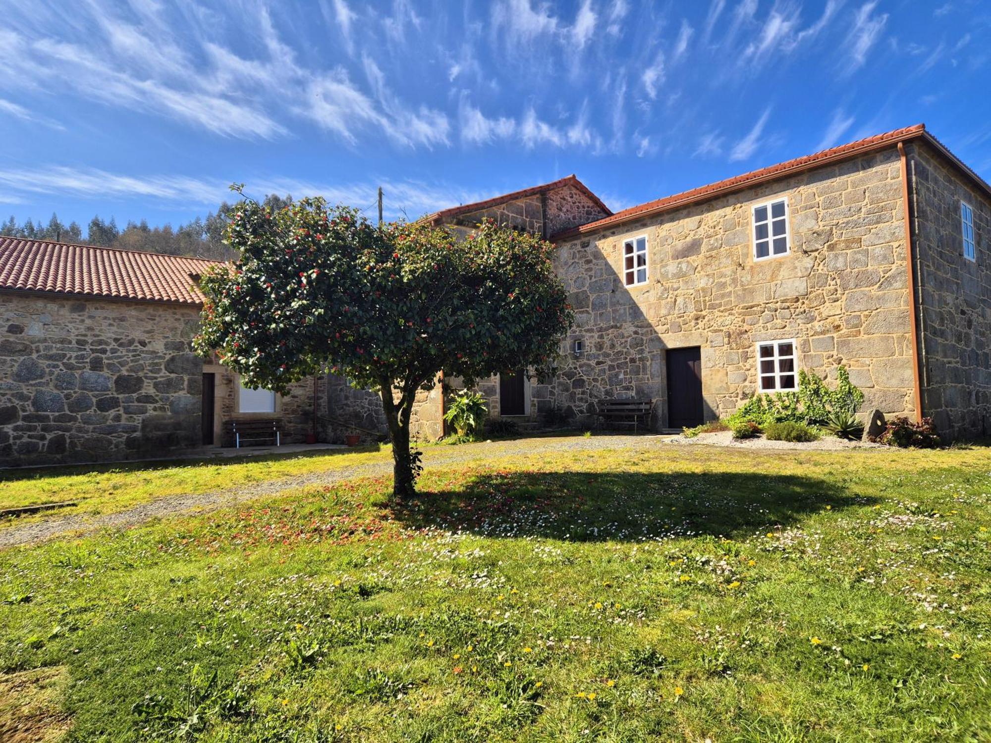 Albergue Rectoral San Mamede Da Pena Exclusive For Pilgrims نيغريرا المظهر الخارجي الصورة