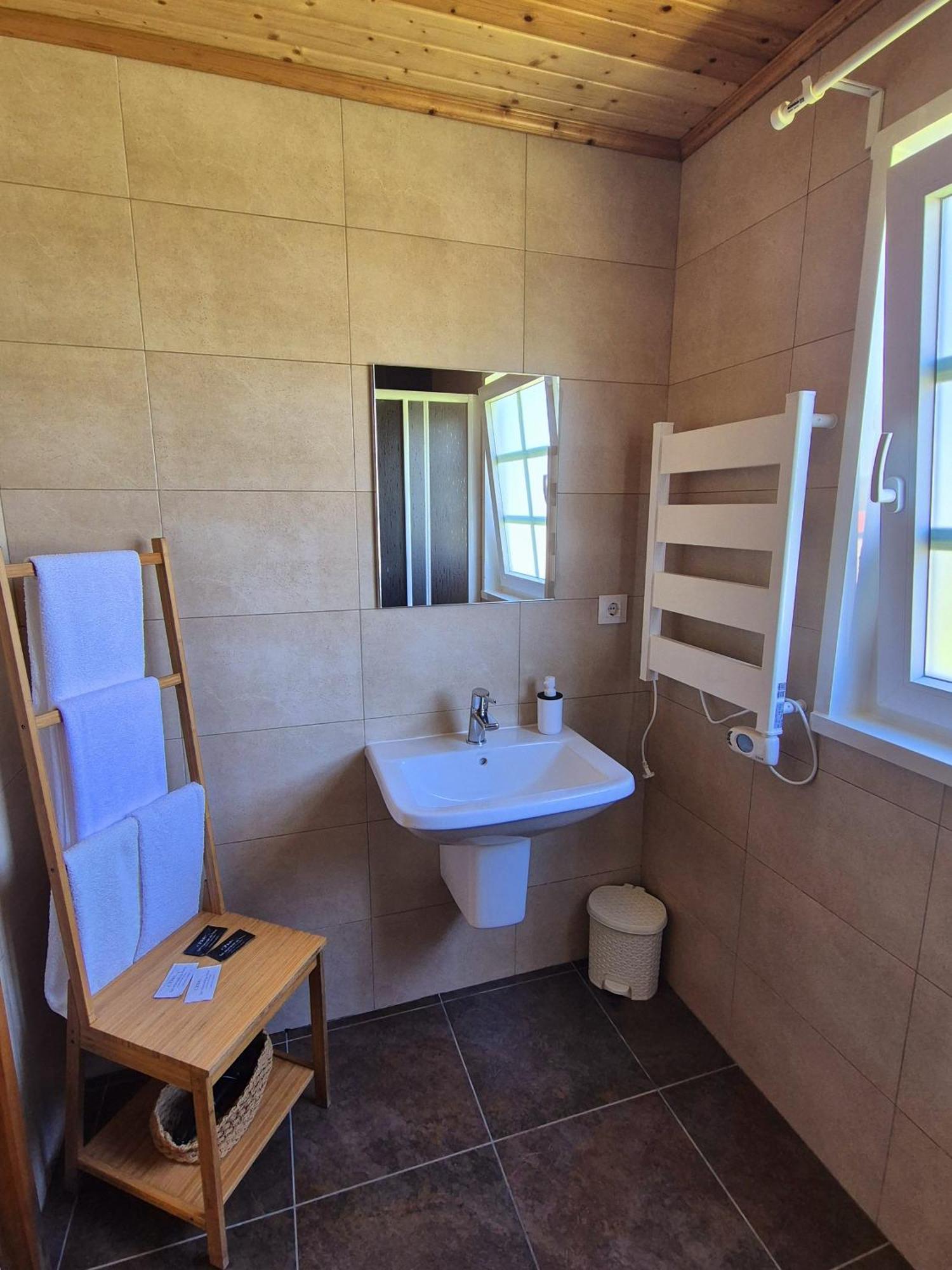 Albergue Rectoral San Mamede Da Pena Exclusive For Pilgrims نيغريرا المظهر الخارجي الصورة